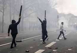 Parigi: l'assassino dei curdi incriminato e spedito in carcere