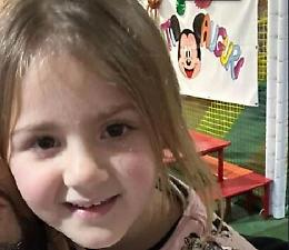 L'automobilista: "Darei la mia vita per far tornare la piccola Patrizia"