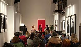 Veronica Tomassini: &laquo;Scrivere &egrave; restituire il significato segreto del dolore&raquo;