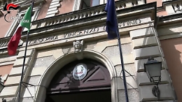 Arrestato dopo due rapine e una tentata rapina nel Catanese: ripreso da videocamere