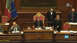 Caso Cospito, in Senato scoppia la bagarre per le parole di Balboni (FdI). Il Pd lascia l'aula per protesta