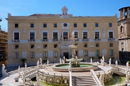 Palermo, una email non letta costa al Comune 75 mila euro