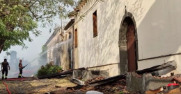 A Viagrande va in fumo storica residenza degli Asmundo, il palmento pi&ugrave; grande del Catanese