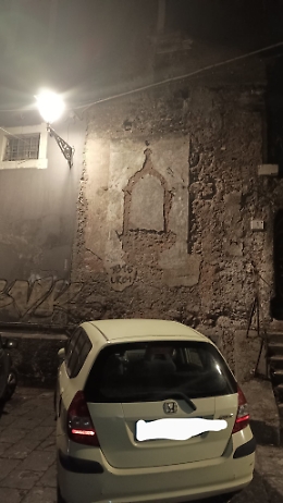 Catania: quel che resta dell'edicola votiva