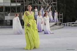 “Fedra” con la regia di Curran, una commistione di stili e stilemi tra telefonino e (opinabile) pistola