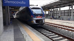 Ferrovie, Aricò: «Dal 25 aprile aumentano i treni che fermano a Sferracavallo» 