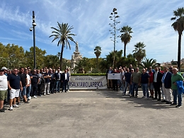 I pescatori di Sciacca in sit-in: settore in ginocchio, chiesto lo stato di calamità per la filiera ittica