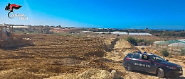 Scoglitti, contrasto al fenomeno delle fumarole e degli abusi edilizi: denunciati due soggetti