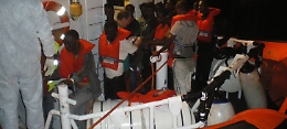 Pozzallo, in arrivo imbarcazione con 68 migranti