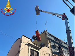 Donna ferita a San Cristoforo, per soccorrerla intervengono i vigili del fuoco esperti in soccorso alpino