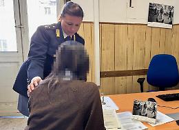 Catania, lei lo lascia, lui cerca di sfondare la porta giorno e notte: arrestato