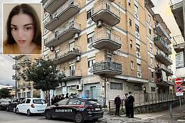Uccide la sorella a coltellate e mostra il corpo alla madre in videochiamata: 25enne fermato a San Paolo Bel Sito