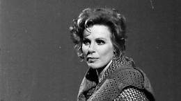 Il ricordo del mondo dello spettacolo e della politica. Il ministro Giuli: «Nella storia italiana». Pausini: «La mia preferita»