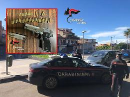 Tentato omicidio a Paternò, rissa per gelosia finisce in sparatoria: un arresto 