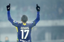 Il Verona risorge e affonda l'Atalanta (e inguaia la Fiorentina)