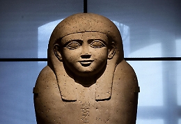 Allagamento al Louvre: opere gravemente danneggiate nella sala delle antichità egiziane