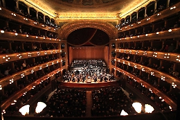 La Bohème al Teatro Massimo: poesia, passione e luci