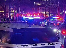 Sparatoria alla Brown University, le vittime sono due studenti e i feriti salgono a nove