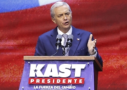 La svolta a destra del Cile: chi &egrave; il nuovo presidente Jos&eacute; Antonio Kast che promette &ldquo;mano dura&rdquo; su criminalit&agrave; e migranti