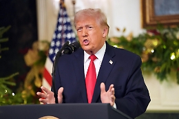 Vertice di Trump con Zelensky, pace in Ucraina pi&ugrave; vicina: &laquo;Accordo possibile entro due settimane&raquo;. A Mar-a-Lago, progressi su garanzie sicurezza e territori