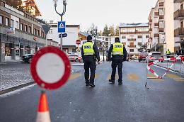 Esplosione e incendio in Svizzera, si aggrava il bilancio di morti (40) e feriti (100)