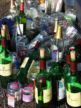 Traffico illecito di rifiuti, la procura chiede il processo per 25 persone: c'&egrave; anche l'ex direttore della Srr