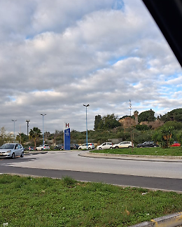 Caos all'ingresso dell'Ospedale San Marco di Catania: appuntamenti sanitari a rischio