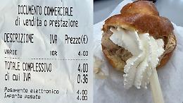 Gelato al cioccolato, dolce e un po&rsquo; salato: in Sicilia esplode la polemica sui prezzi della tipica brioche