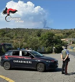 Bronte, un paese sorvegliato a vista: ecco le illegalit&agrave; diffuse lungo le strade del centro abitato
