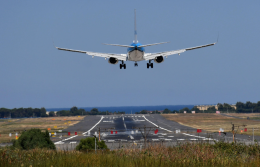 Aeroporto di Catania, ancora molti voli cancellati e dirottati. Sac: &laquo;Qualche ora per il ritorno alla normalit&agrave;&raquo;