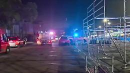 Le Ciminiere, dentro l'auditorium che brucia con le telecamere termiche e i droni dei vigili del fuoco