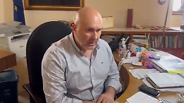 Bandecchi e i contestatori: «Ma quanti sono? Sono quattro drogati facinorosi»