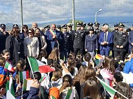 Valverde, il ministro Abodi ha inaugurato il polifunzionale 