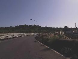 Buche come voragini e strade nell&rsquo;oscurit&agrave;: la sicurezza &egrave; un optional