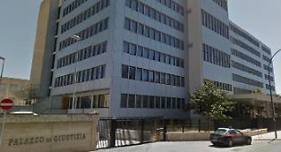Tremila esami istologici non consegnati: incidente probatorio accende il caso dopo la morte della professoressa