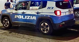 Rapina una diciassettenne nel cuore del centro storico puntandole una pistola: arrestato dopo un mese