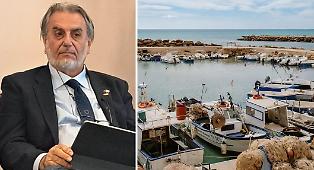 da sinistra Giancarlo Teresi, a destra il porto di Selinunte