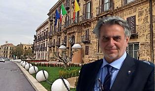 Chi &egrave; Giancarlo Teresi, il dirigente regionale arrestato: dagli occhiali Meta per fotografare gli "sbirri" ai rapporti con i cugini di Matteo Messina Denaro