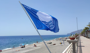 Bandiere Blu 2026, la Sicilia conquista due nuove spiagge: l'Isola sale a 16 riconoscimenti, tutte le localit&agrave; premiate