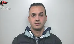 Chi &egrave; Marco D'Angelo, il detenuto fuggito dal carcere di Augusta mentre "lavorava" | La fuga da film
