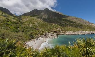 Riapre parzialmente la Riserva naturale dello Zingaro: sentiero costiero riaperto e musei accessibili