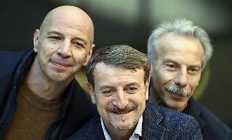 Aldo, Giovanni e Giacomo animano Marsala: set al porto per "Magari un'altra volta"