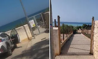 Il mare torna libero: ad Alcamo Marina rimosso in 24 ore un cancello abusivo