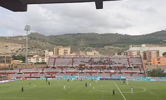 Si complica la &ldquo;vertenza&rdquo; per lo stadio