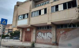 L&rsquo;impianto sportivo Cottone in balia dei vandali