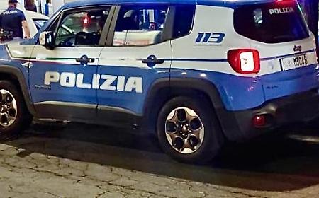 Rapina una diciassettenne nel cuore del centro storico puntandole una pistola: arrestato dopo un mese