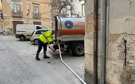 Crisi idrica finita? Per i trapanesi &egrave; una provocazione: turni lunghi, tariffe alte e acqua sporca