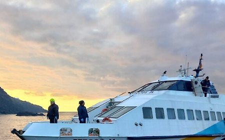 Operatore Liberty Lines aggredito al porto di Favignana: azienda condanna il gesto