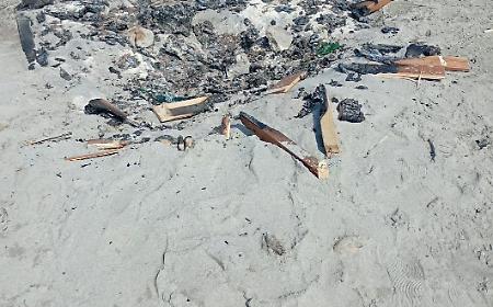 Petrosino, incendio al litorale Torrazza: bruciata la casetta dei volontari