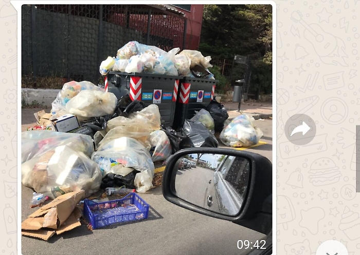 Palermo, Mondello: la raccolta differenziata &egrave; un flop